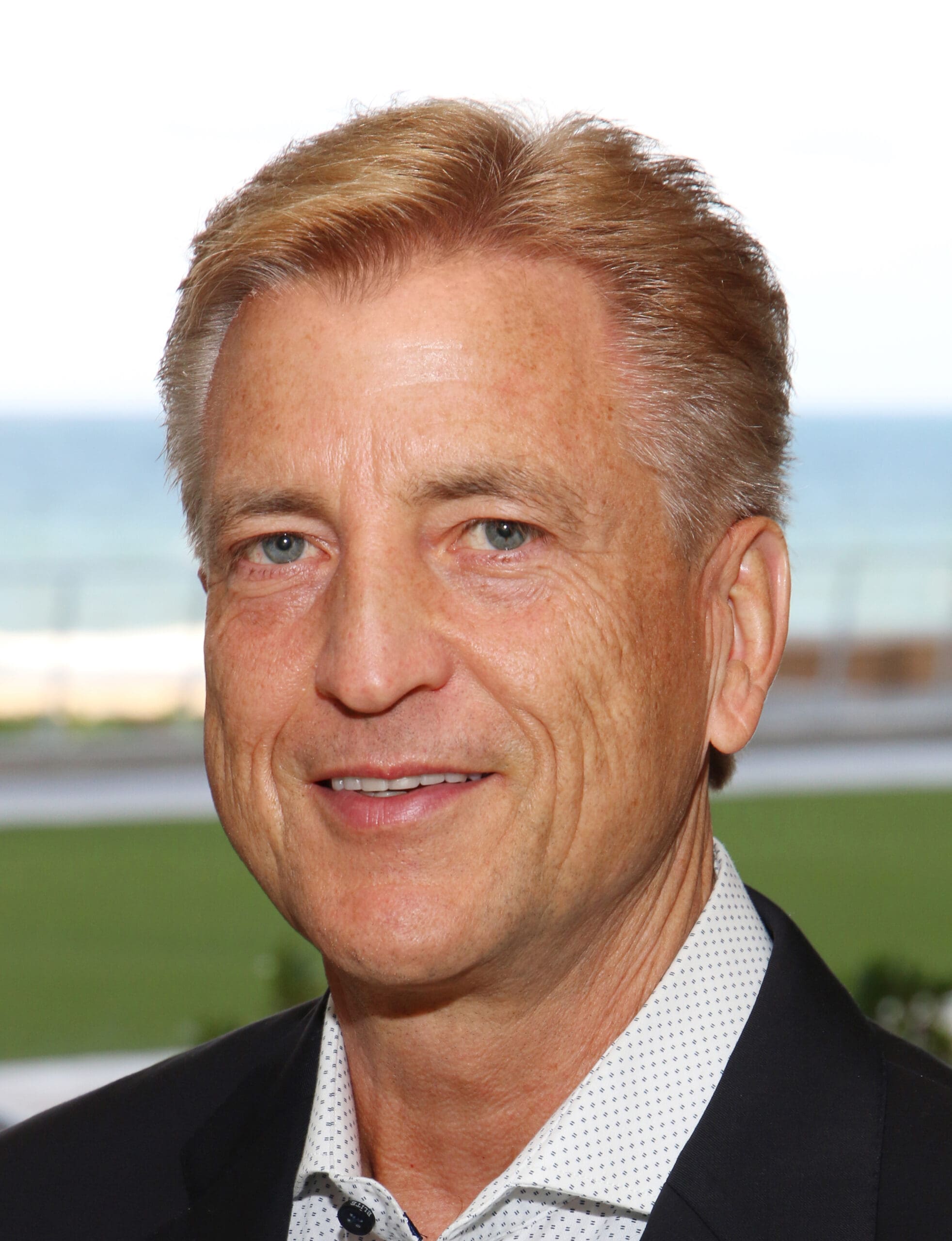 Charles-Reinhold-2018-Conference-IMG_0176-X3-copy-1-240×300